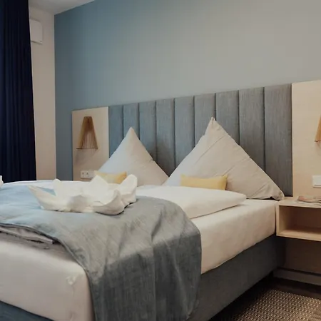 Austernfischer Erdgeschoss * הוקזיל